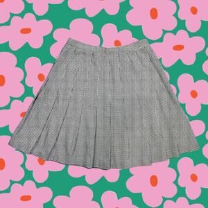 Vintage pleated skirt houndstooth print
